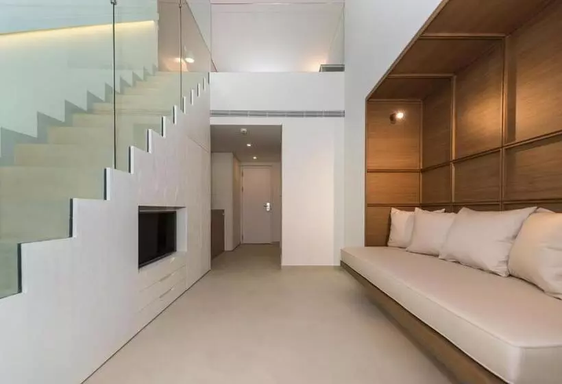 اتاق اجرایی سه نفره, Bitzaro Grande Hotel & Suites