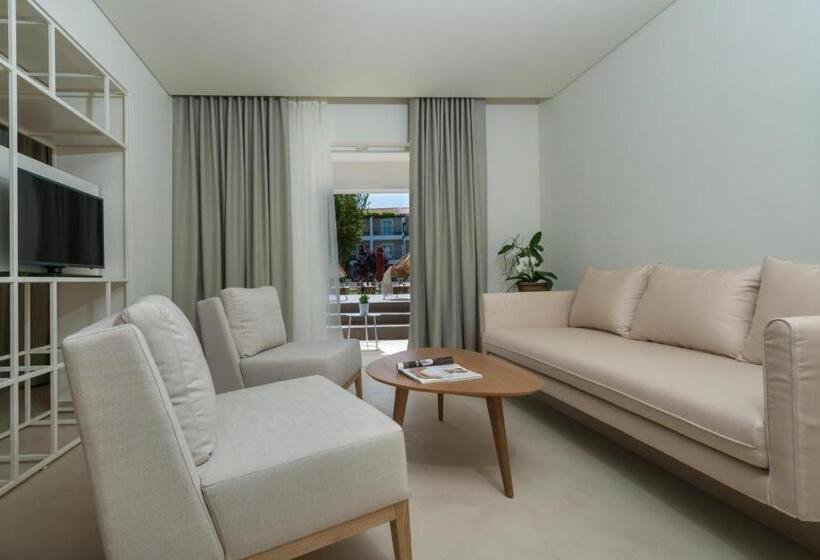 Люкс, Bitzaro Grande Hotel & Suites