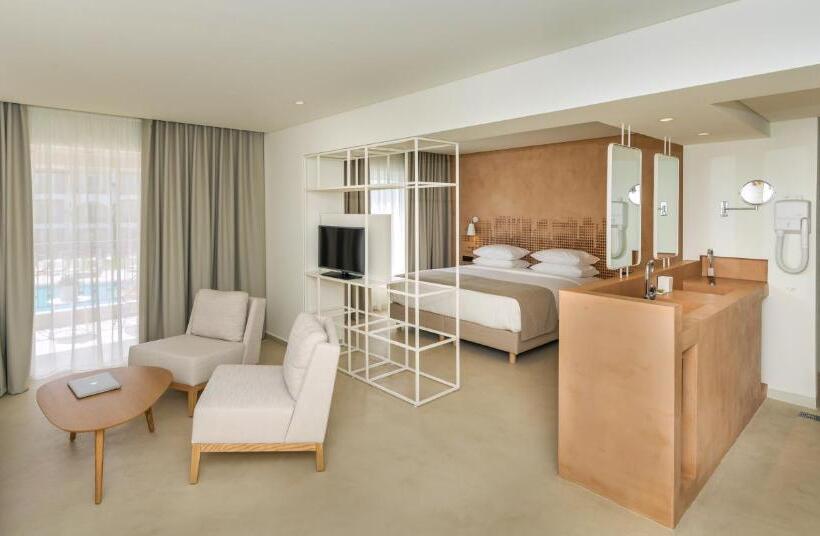 سوییت, Bitzaro Grande Hotel & Suites