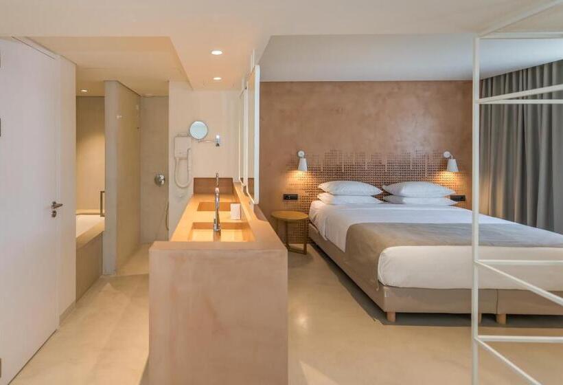 Люкс с Бассейном, Bitzaro Grande Hotel & Suites