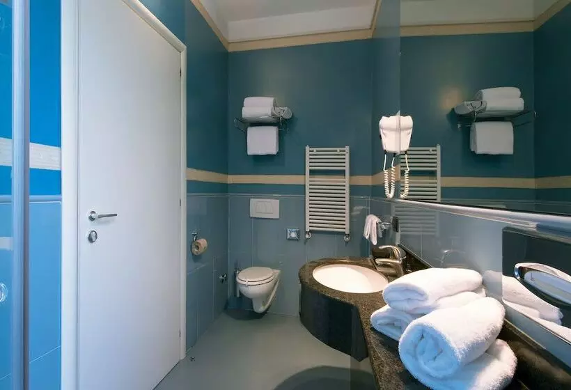 اتاق استاندارد, Cdh Hotel La Spezia