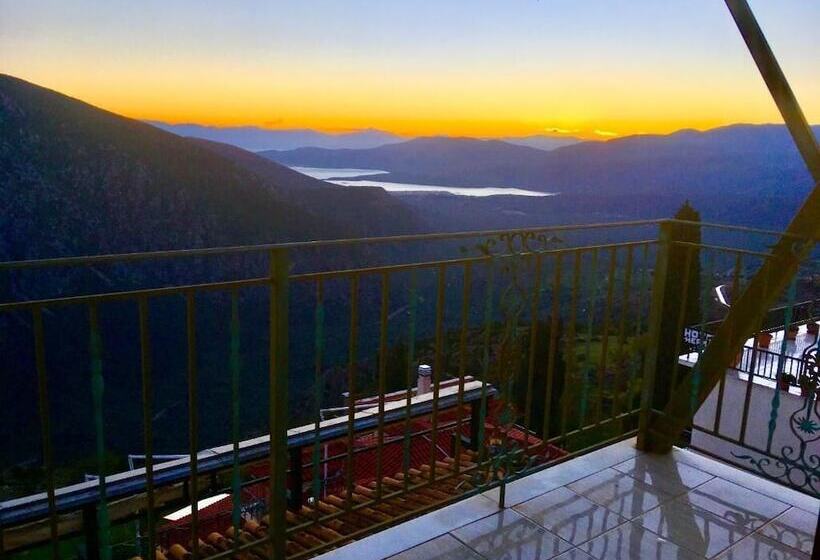 Triple Room Sea View, Delphi Aiolos Center Hotel Panoramic View&yoga Harmony Hotel&rooms