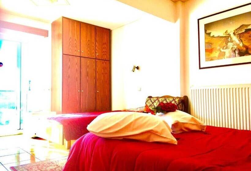 חדר סטנדרט לארבעה נוף לים, Delphi Aiolos Center Hotel Panoramic View&yoga Harmony Hotel&rooms