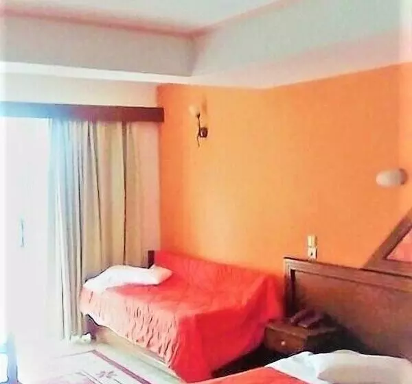 Standard Neljän Hengen Huone, Delphi Aiolos Center Hotel Panoramic View&yoga Harmony Hotel&rooms