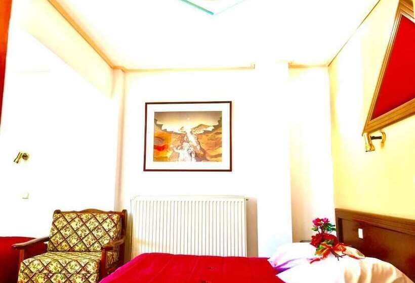 חדר סטנדרט לארבעה, Delphi Aiolos Center Hotel Panoramic View&yoga Harmony Hotel&rooms