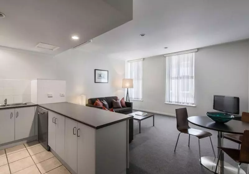 ２ベッドルームのエクゼクティブアパートメント, Franklin Apartments