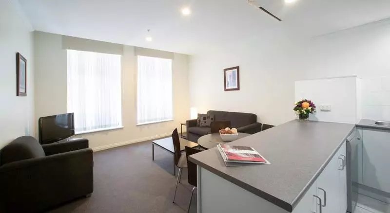 １ベッドルームアパートメント, Franklin Apartments