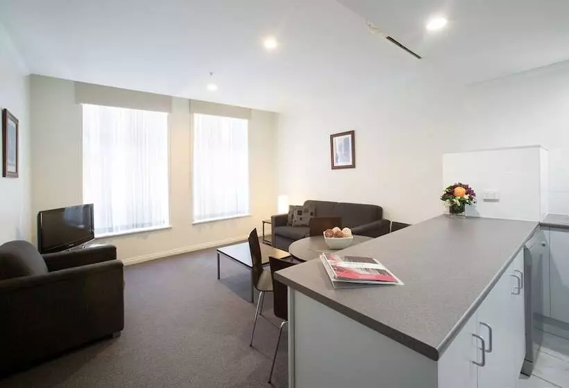 １ベッドルームアパートメント, Franklin Apartments