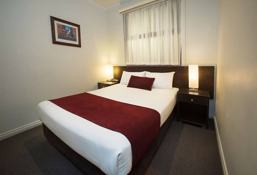 两卧行政公寓, Franklin Apartments