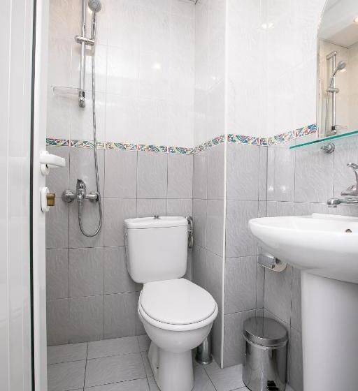 스탠다드 발코니 룸, Astra