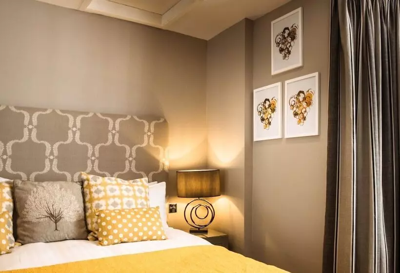 اتاق استاندارد, Blanch House