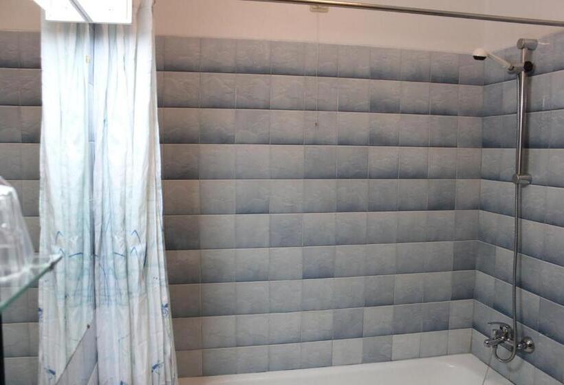 غرفة قياسية, Bom Sucesso