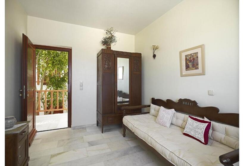 جناح مطلّ علي البحر, Chateau Zevgoli