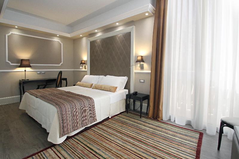 Семейный Номер, Days Inn Hotel Warwick South   Southbound M40