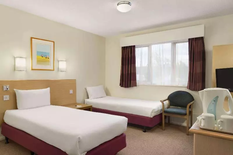 Standard-huone, Days Inn Hotel Warwick South   Southbound M40