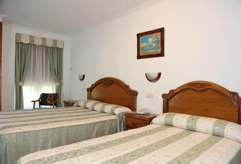 舒适三人间, El Tilo