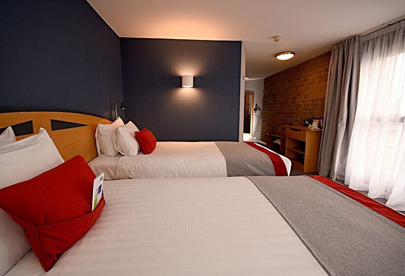 Quarto Estandar, Holiday Inn Express Liverpool Albert Dock, An Ihg