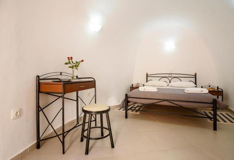 Economy Single Room, Kykladonisia Traditional Settlement