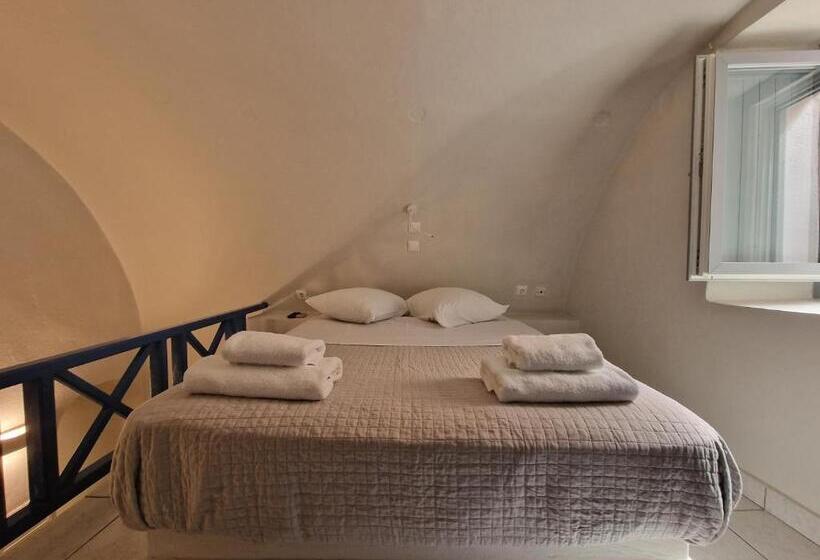 Standard Triple Room, Kykladonisia Traditional Settlement