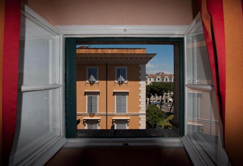 חדר סטנדרטי לחמישה אנשים, New Morpheus Rooms