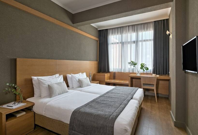 غرفة سوبيريور ثلاثية, Porto Palace Hotel Thessaloniki