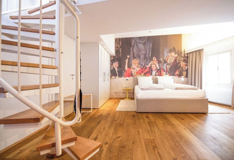 Suite with Terrace, Small Luxury Hotel Goldgasse