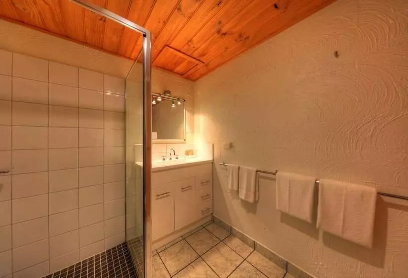 オーシャンビュースタンダードルーム, Stanley Seaview Inn