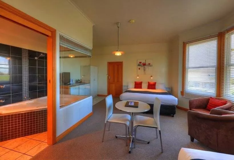 スイート, Stanley Seaview Inn