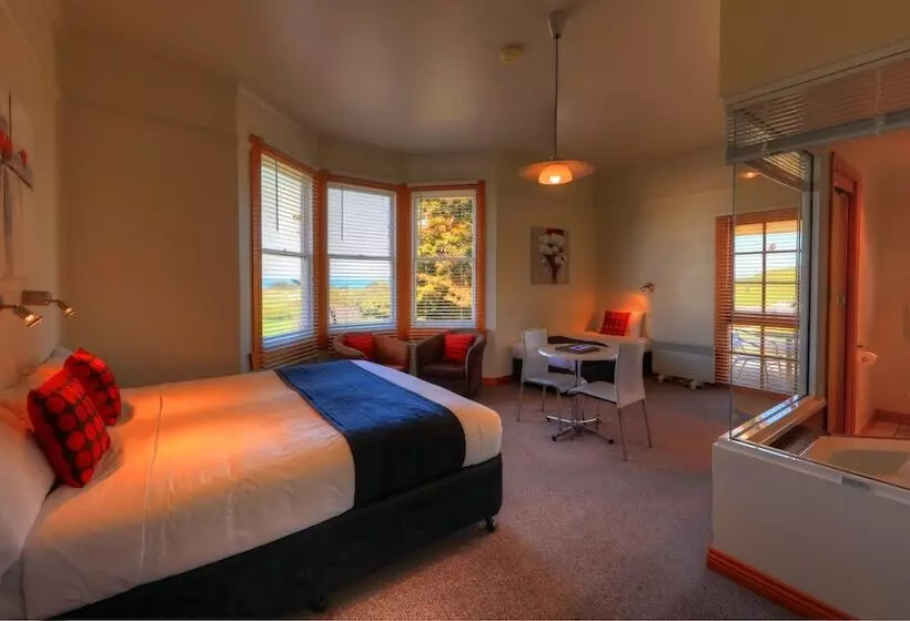 スイート, Stanley Seaview Inn