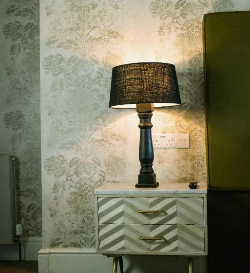 חדר דחוקס עם מיטת קינג, The King's Arms