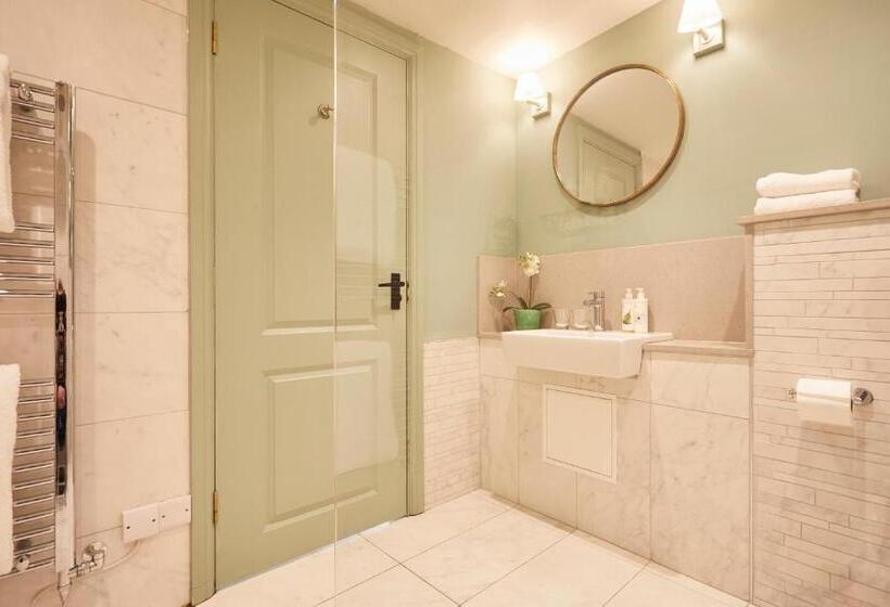 חדר דלוקס עם מיטת קינג, The King's Arms