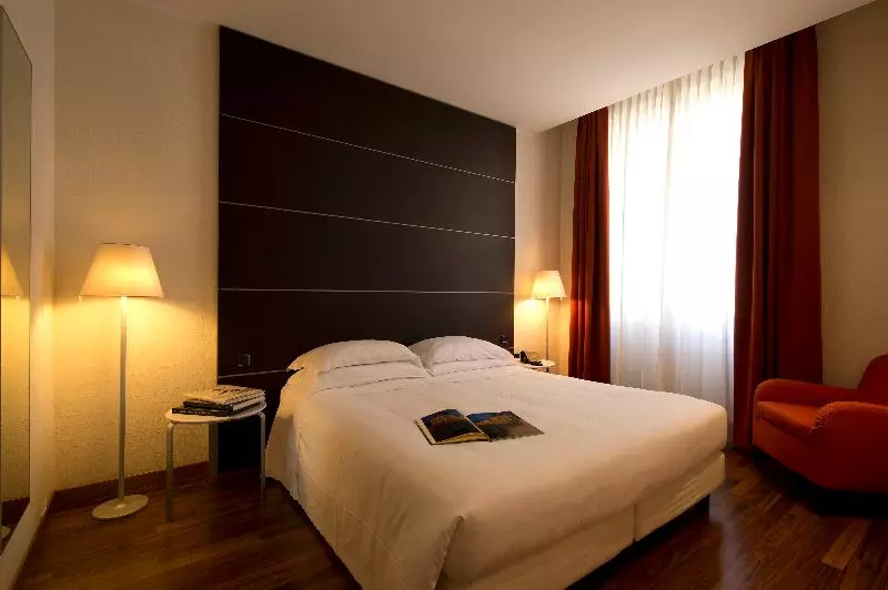 اتاق لوکس, Indigo Turin, An Ihg