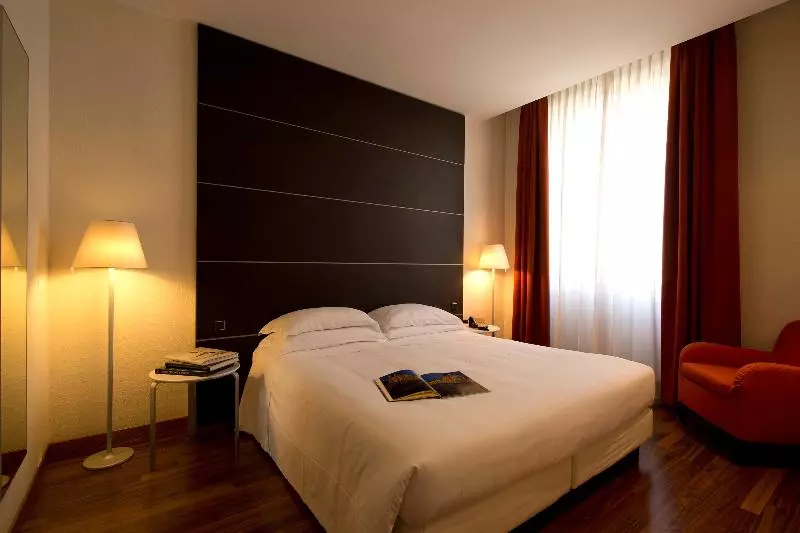اتاق لوکس, Indigo Turin, An Ihg