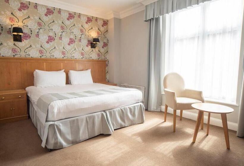 クラシックルーム, Whittlebury Hall And Spa