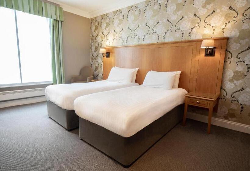 Классический Номер, Whittlebury Hall And Spa