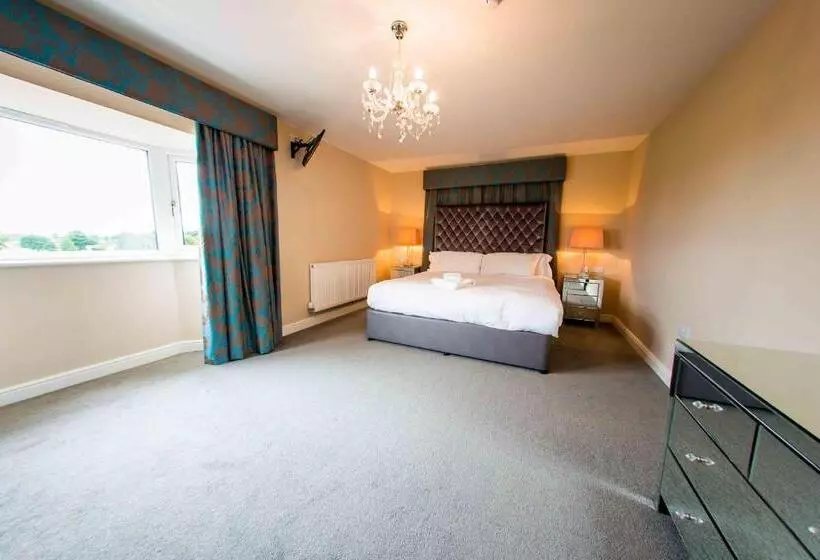 Standard-huone, Whittlebury Hall And Spa