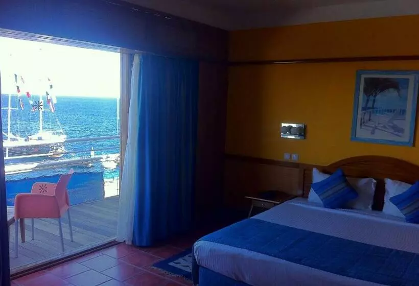اتاق سوپریور یک تخته با چشمانداز دریا, Lido Sharm Hotel Naama Bay