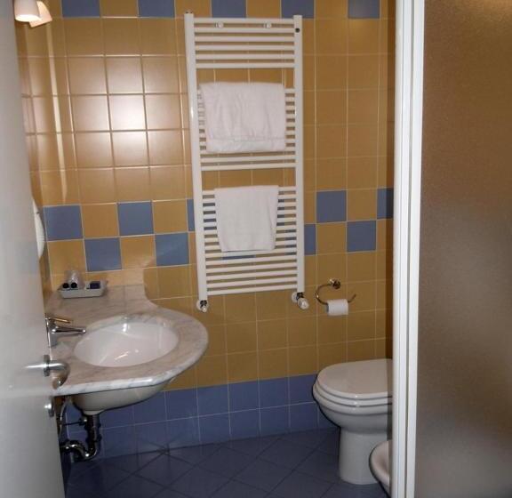 Трехместный Номер Классика, Motel Fiore