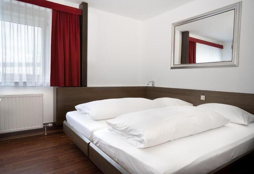 Номер Стандарт, Stadthotel Heilbronn