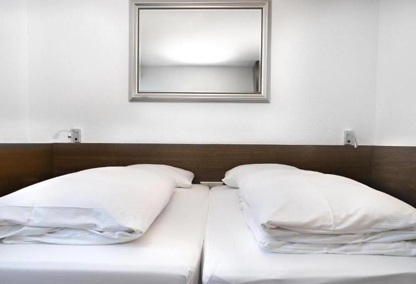 Номер Стандарт, Stadthotel Heilbronn