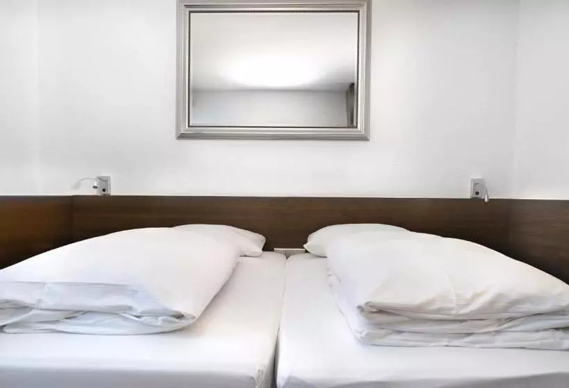 スタンダードルーム, Stadthotel Heilbronn