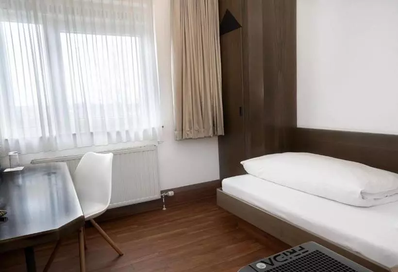 スタンダードシングルルーム, Stadthotel Heilbronn