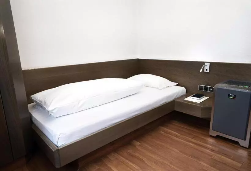 スタンダードシングルルーム, Stadthotel Heilbronn