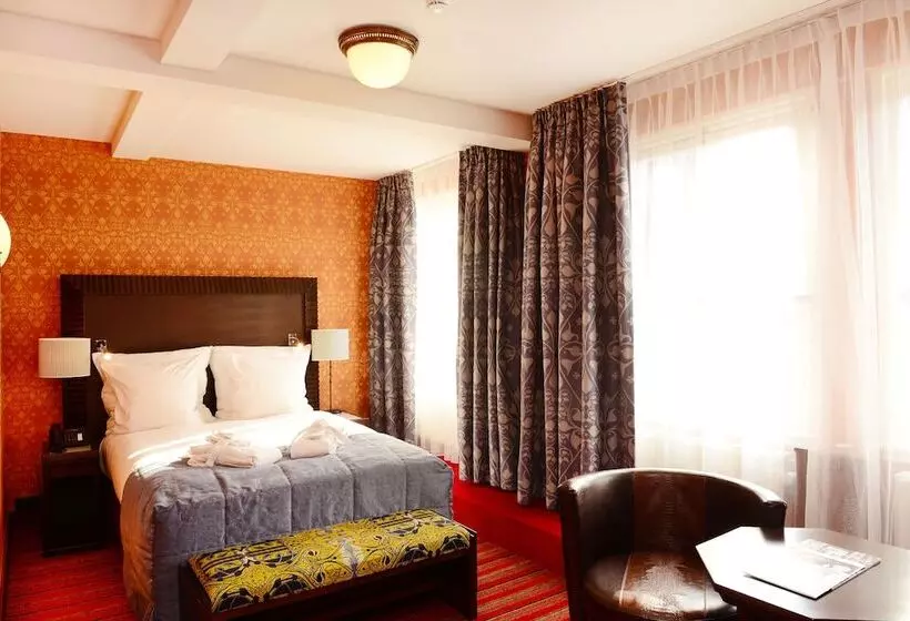Standard Single Room, Grand Hotel Amrâth Amsterdam