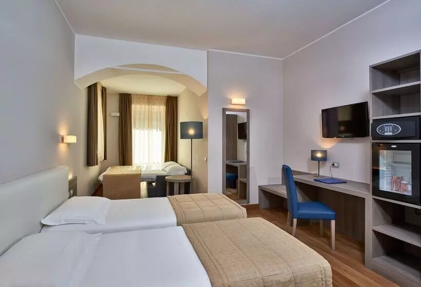 4 Bett Deluxe Zimmer, Centrale