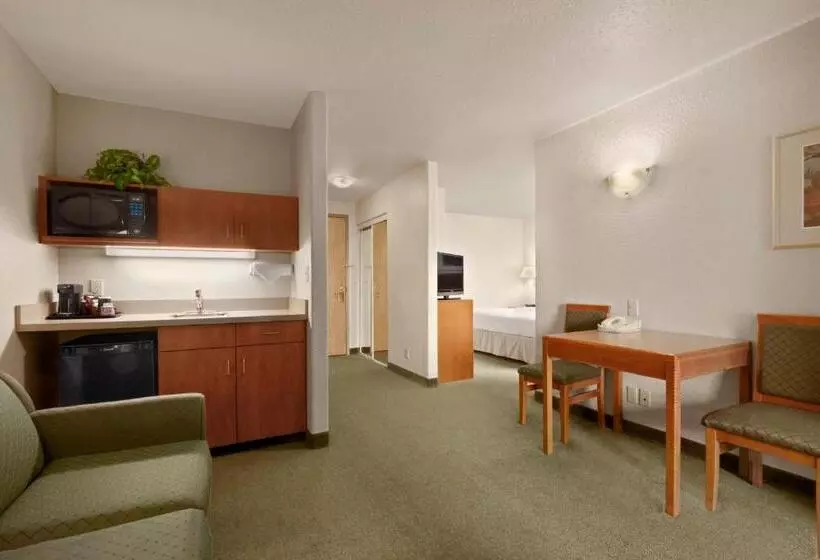 Deluxe Suite King Bed, Days Inn By Wyndham Red Deer