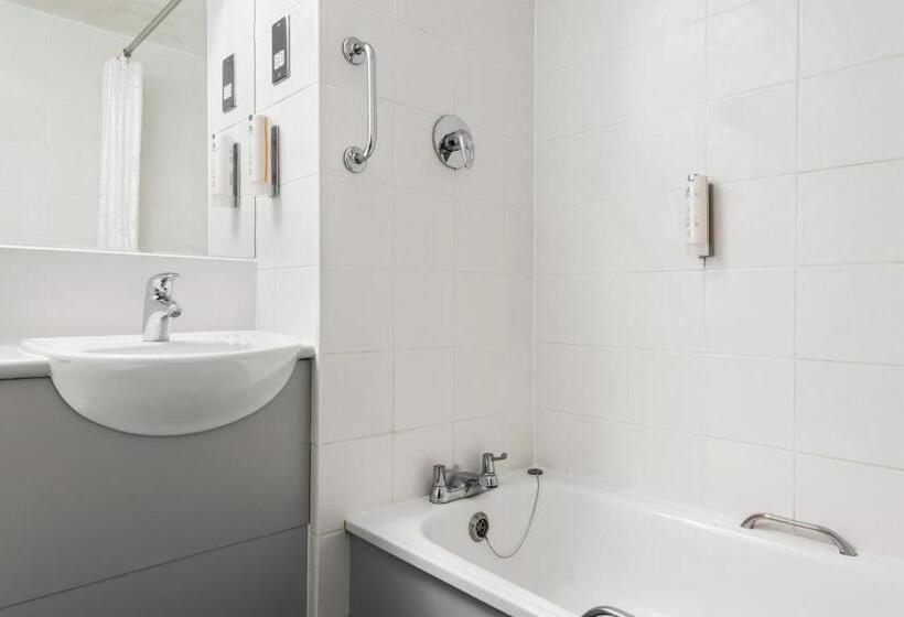Семейный Номер, Days Inn Hotel Sedgemoor