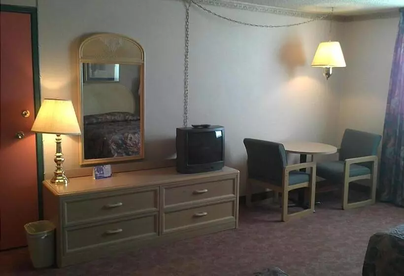 اتاق لوکس, Empire Inn