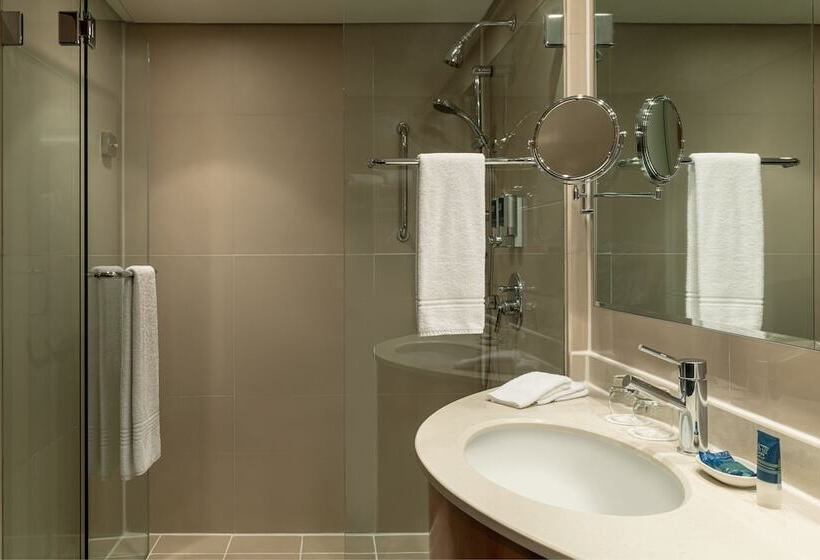 带观景的高级间, Four Points By Sheraton Kuwait