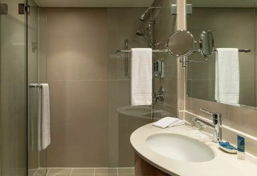 اتاق سوپریور با چشم‌انداز, Four Points By Sheraton Kuwait
